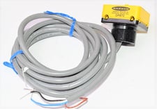 Banner OPBT2 27073 Omni-Beam Sensor Power Block, Input 10-30Vdc, Output Bi-Modal