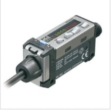 Keyence PX-10P Heavy-Duty Photoelectric Sensor, Amplifier Unit, Cable Type, PNP