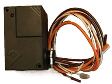 Veris V321 Victory 321 Enclosed Relay with HOA Switch, 24 VAC/VDC, 120 VAC, DPST