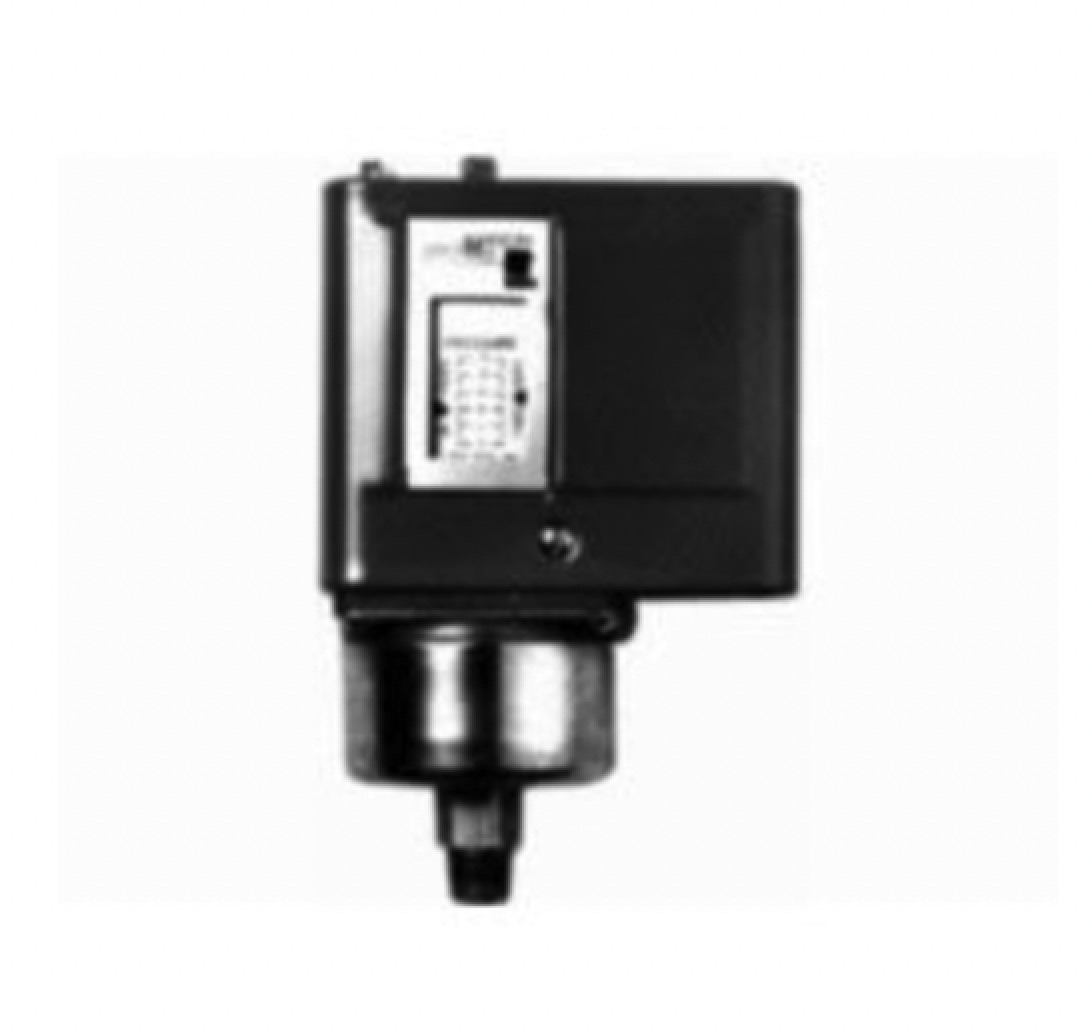 Johnson Controls P67EA-5C Low Range Steam/Water Pressure Control (0-150 psi)
