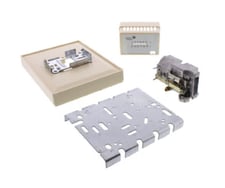 Johnson Controls T-4002-303 Direct Acting Pneumatic Horizontal Mount Thermostat