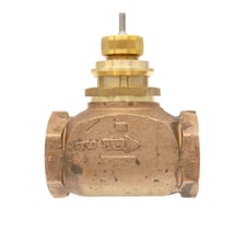 Johnson Controls VG7241PT 1-1/4" NPT 2 Way Normally Open Mixing Valve Body (18.5 Cv)