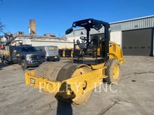 Caterpillar CS44B, Vibratory Single Drum Smooth, 905 hours, S/N: 4G300306, 2019