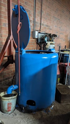 Barrett #402-E, chip wringer, 23" x 15" chip pan, 2.1 cu.ft., 6 HP, 1200 RPM, lid lock, brake