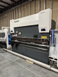 150 Ton, Accurl #Genius-Pro-B32135, 5-Axis CNC Press Brake, 10' overall, Backgauge, Laser Safety System