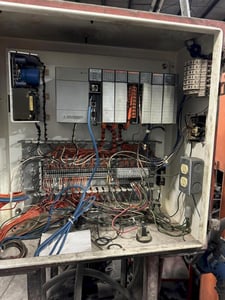 Hall, hydraulic unit with PLC