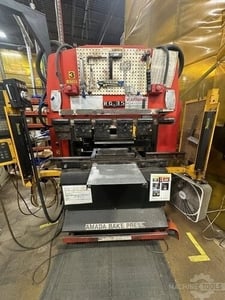 38.5 Ton, Amada #RG-35S, 3-Axis hydraulic press brake, NC9-EX11 Control, 4.1' OA, 40.2" between housing, 1995