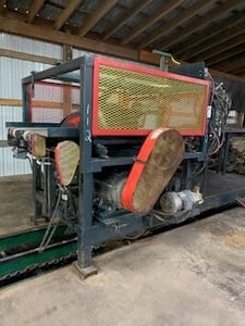 Morgan Scragg Mill, 40" blades, 50 hp motors, 5 hp hydraulic pack, hydraulic setworks, live deck controls