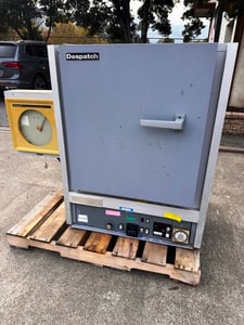 18" width x 26" H x 22" D Despatch #LCC-1-54-2, Stainless steel box oven, 500°F, (2) 17" x 19.75" trays