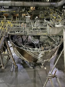 25' x 7' Concentrate thickener with rake, 5 HP agitator with digital control panel