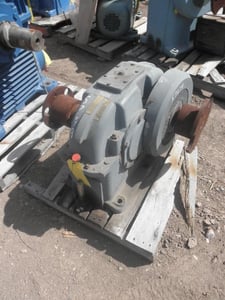 134 HP @ 1150 RPM, Flender #SEN250, Parallel Shaft Gear Reducer Gearbox, 436 RPM output, 2.63 :1 Ratio