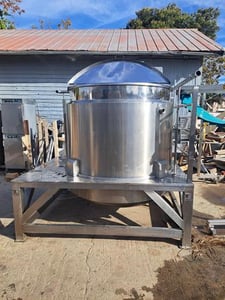 575 Gal. Siemens #1TL0001-1CB2, 316 Stainless Steel jacketed mixing tank, 56' dia. x 54" straight side, 2018