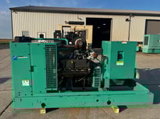 100 KW Cummins/Onan #GGHH, Natural gas generator set, 120/208 Volts, 710 hours, 160 HP @ 1800 RPM, Ford 6.8