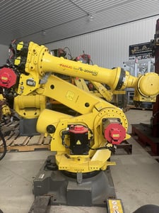Fanuc, R-2000iC/165F, 6-Axis robot, R-30iB Control, 165 kg payload, 2655mm reach, 2016