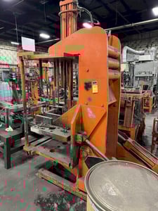 Hall #2H, molding machine, 28" x 34" platen, no hydraulic