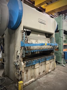 335 Ton, Niagara #PN-335-96-48, straight side double crank, 6" stroke, 18" Shut Height, 96" x48" bed, 6"