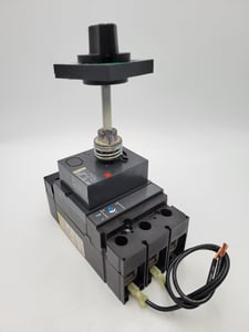 175 Amps, Square D, JLL36175LV, feed-thru circuit breaker, 600VAC 3P 3PH