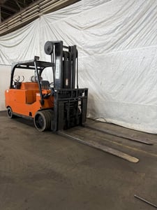 33000 lb. Royal #T330B, forklift, LPG, 107" lift height, 7100 hours, side shift, fork adjustment