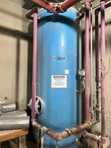660 gallon 150 psi, Manchester, Carbon steel pressure vessel, dished heads, skirt mounted, 1991
