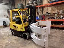 7000 lb. Hyster #S70FT, LPG forklift roll clamp truck, 3-stage mast, Cascade clamp, 2018