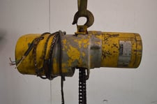 1 ton, Budgit #113454-40, electric roller chain hoist, 16 FPM, 1680 RPM, 460 V., 1 HP