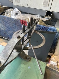 Hossfeld, universal iron bender, wrenchless