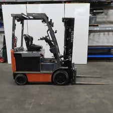 4000 lb. Toyota #8FBCU25, electric forklift, 48 V., 3-stage, 189" lift, 2014, battery 2023