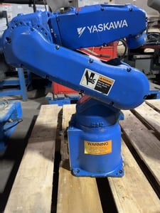 Yaskawa, mh- 5, Robot with DX 100 Controller, 5 kg payload capacity, 706mm horizontal reach, 240 V.