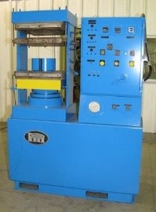 100 Ton, PHI, 18.5" x 18.5" electric platens, (2) 7" daylight, 12" stroke, 1.5 HP, #1982