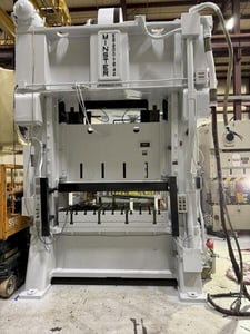 200 Ton, Minster #E2-200-72-42, 8" stroke, 31" Shut Height, 6" adjustment, 30-60 VSPM, reconditioned, 1981