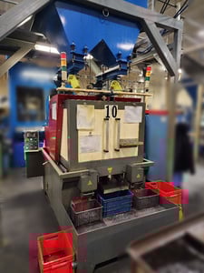 1/4" -9/16" Jian Hwa #HGT-19C, Nut Tapper, 2-Spindle, 70 PPM, 2.2 kW, 2018