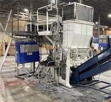 18" x 37" Cumberland #37H, hog granulator, 100 HP, 15 fly knives, 2 bed knives