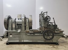 4-1/2" x 8-5/8" Landis, 10" spindle bore, 40" cc