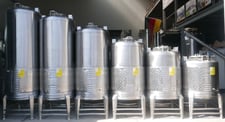 264, 317, 396, 475 518 gallon storage tank / beer tank / pressure tank with round cooling jacket made of V2A