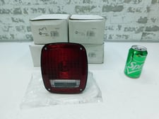 Napa #5316Y101, Incandescent Truck-Lite Combination Box Light, Square Shape, 4 Qty., 6.75" L x 5.75" W Lamp
