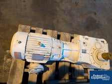 10 HP Nord Gearbox, SK 9041.1V2-2101C, 27.91 ratio, serial# 8302393830/1