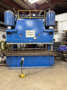 500 Ton, Pacific #K500-10, hydraulic press brake, 10' overall, 100" between housing, 22" stroke