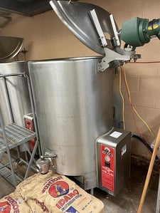 150 gallon Vulcan #GT150E, Natural Gas self contained insulated steam kettle w/agitator, 2002