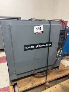 Hobart R-Series #540C3-12R, battery charger