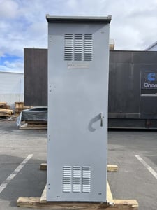 800 Amp. Eaton ATV3NBA30800XSU, open transition automatic transfer switch, 480 Volts, Nema 3R