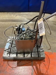 2 HP Ralph width Earl #15407A00-ML-133-27-HOU, Hydraulic Power Unit, 10" x 15" x 9" Reservoir, 300 psi @ 360