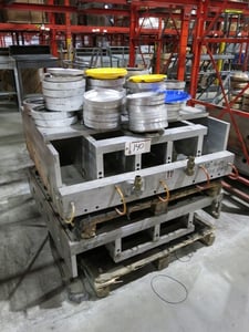 Thermoforming Mold, 16 Cavity, 3-Section Divided Plate Inserts, Rope Design Edge