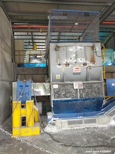 Zerma #ZXS2000, Single Roll Shredder, 29.25" diameter x 78.8" straight side E-type roll with hydraulic ram