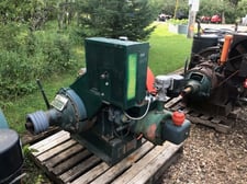 13 HP Arrow #C66, Natural Gas Engine Power Unit, Field Run unit, 10" clutch, electric start, flywheel guard