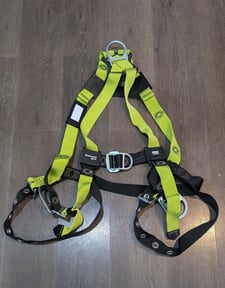 Honeywell Miller Fall Protection Harness, H5IS311123, 2XL, 420#, NEW