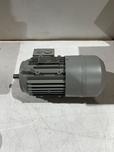 .86 HP KW RPM 1695 Siemens #1LA70834AA12-Z, Motor, 3 Phase, 50/60 Hz, 1.80 Amps, 440/480 Volts