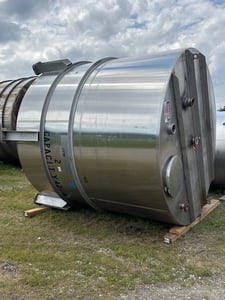 4200 gallon Stainless steel tank, 102" dia. x 104" straight side, flat top, slight cone bottom