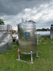500 gallon Cherry Burrell, Stainless steel tank, 46" dia. x 64" straight side, dished top, flat bottom