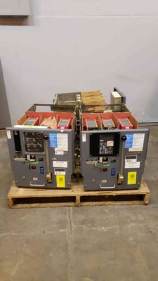 800 Amps, Westinghouse, DSL206, Low Voltage AC Circuit Breaker w/300 Amps Trip Setting, 3-Pole, 600 V