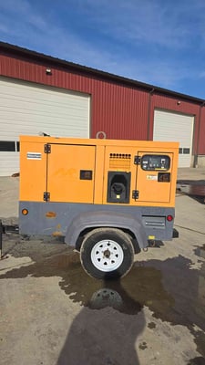 16/20 KW Atlas Copco #QAS25, Diesel Towable Generator, 1 & 3 Phase, 120/240 V, 9033 hours, 2017